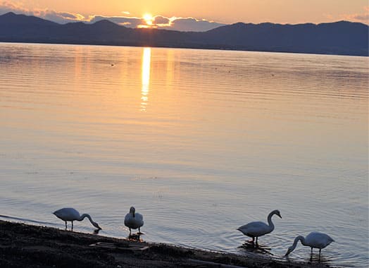 サロマ湖に沈む夕日を鑑賞