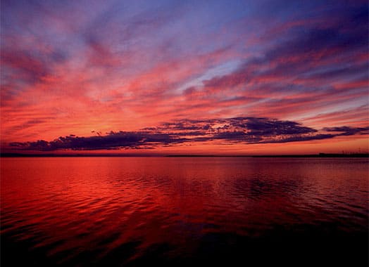 サロマ湖に沈む夕日を鑑賞